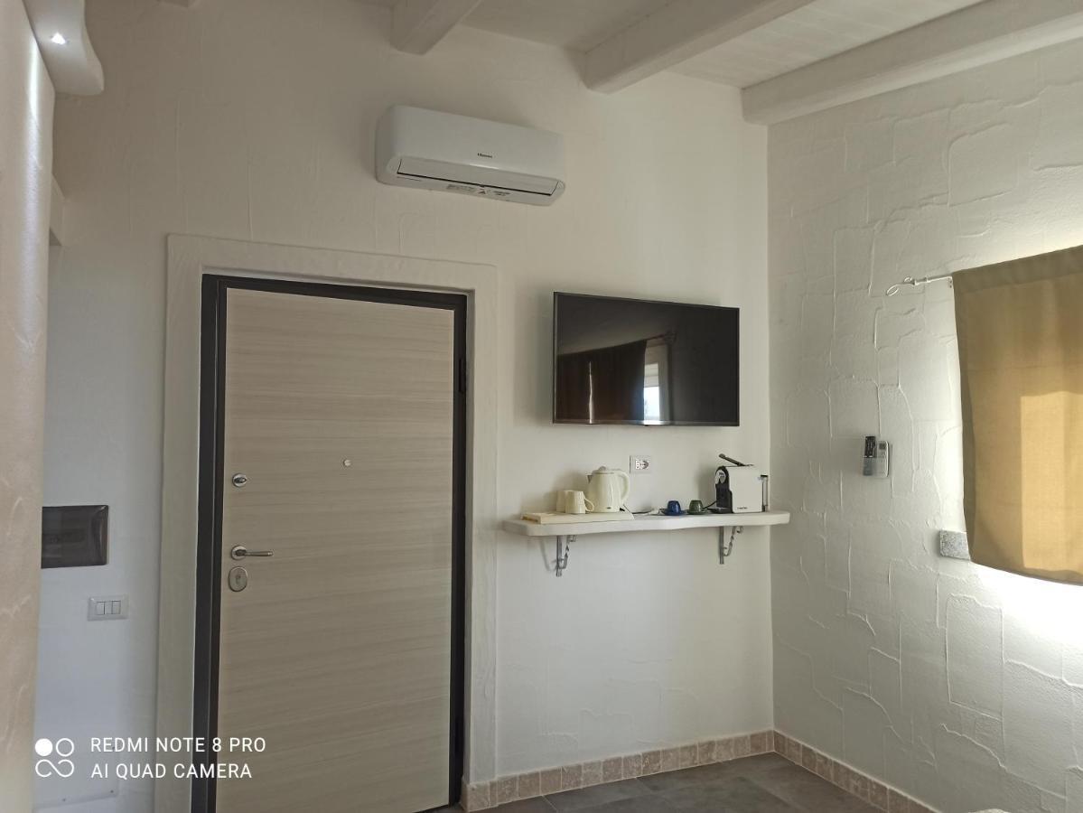Bello Bello Rooms サンタ・テレーザ・ガッルーラ エクステリア 写真