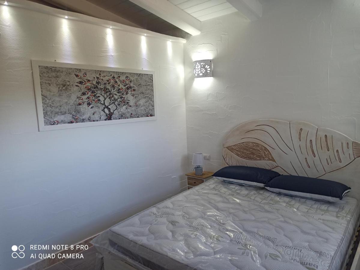Bello Bello Rooms サンタ・テレーザ・ガッルーラ エクステリア 写真